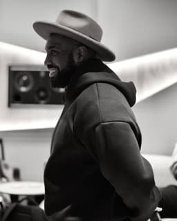 A profile image of Elfried Samba